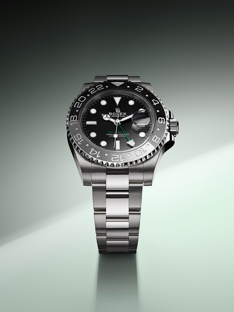 rolex new watches 2024 gmt master II m126710GRNR 0003 2312jva 001 RVB portrait